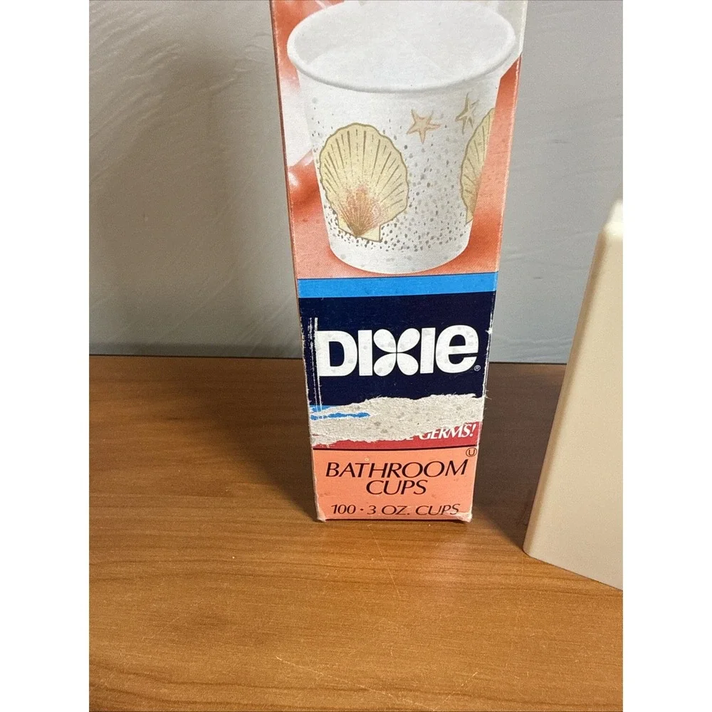 Vintage 90s Dixie Bathroom Cups And Dispenser Sea Shell Pattern